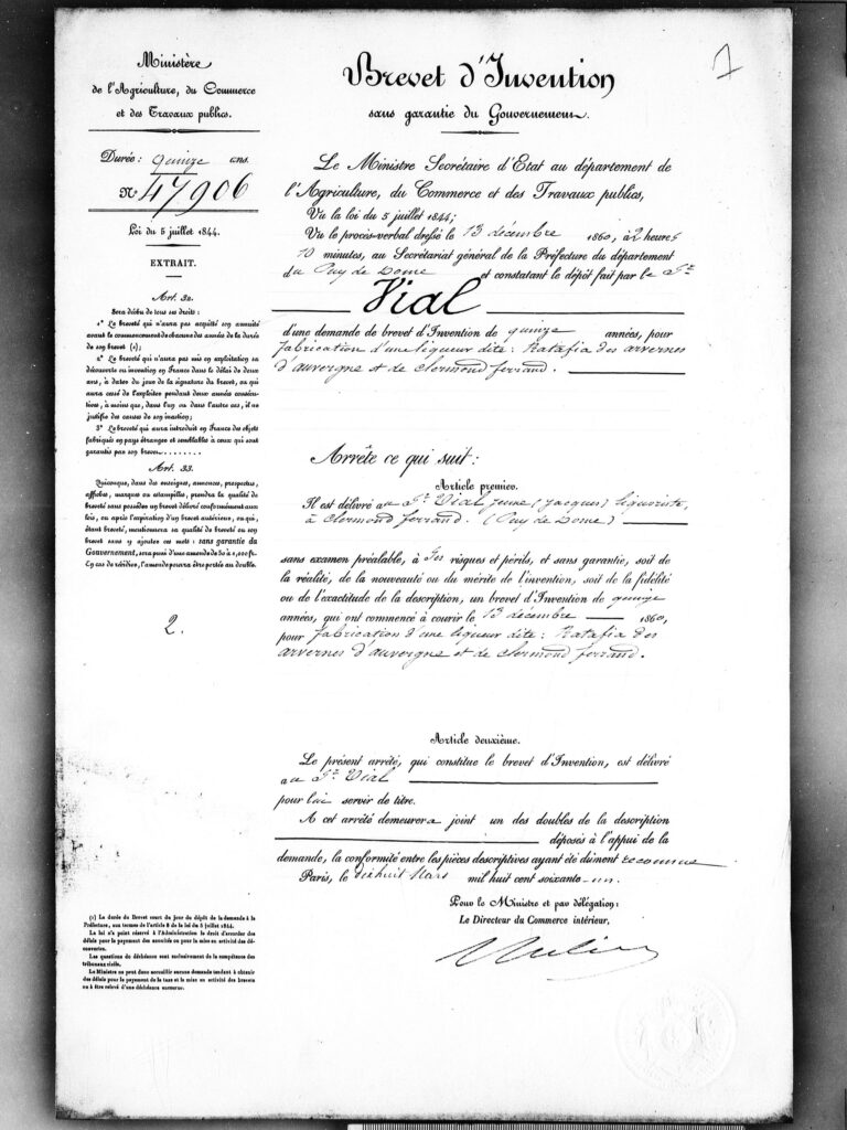 fabrication d'une liqueur dite ratafia des Arvernes d'Auvergne et de Clermont-Ferrand